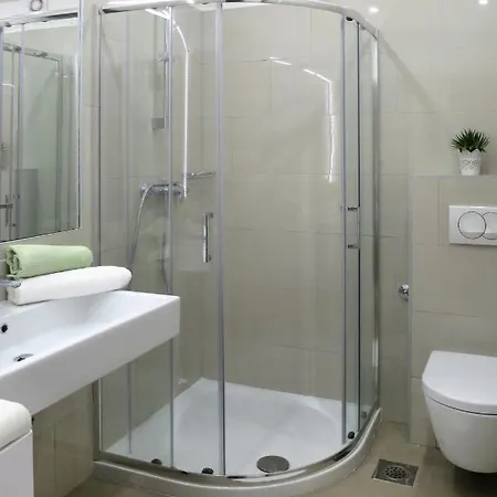 Branka - Mod205 By Interhome *