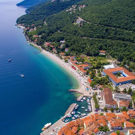 Daire Branka-1 By Interhome Moscenice