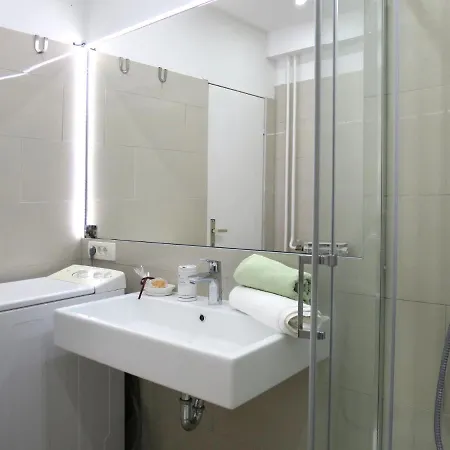 Branka-1 By Interhome * 莫什奇尼策